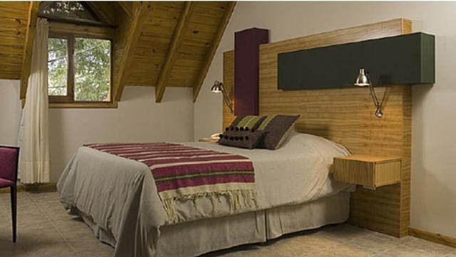 Hosteria Aca Al Sur Villa La Angostura Chambre photo