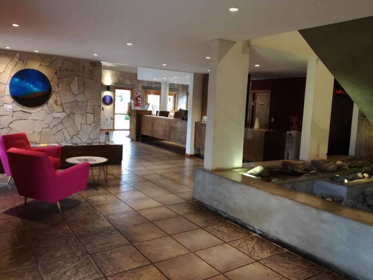 Hosteria Aca Al Sur Villa La Angostura Extérieur photo